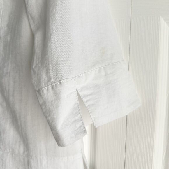 Chico’s White Button Front Shirt Size 2 Roll Tab Sleeves Utility Top - Picture 4 of 10